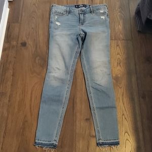 Holister Light wash slightly distressed jeans